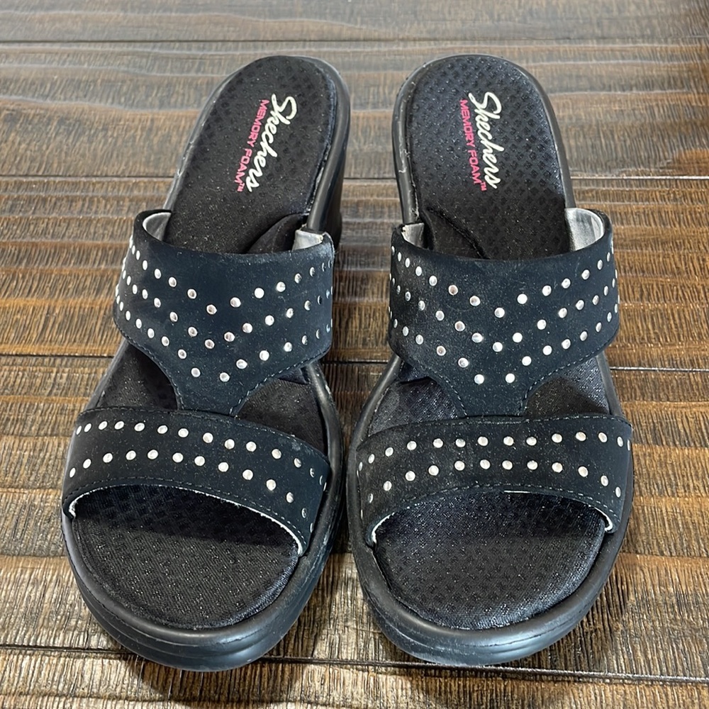 Skechers sandals, black, size 8
